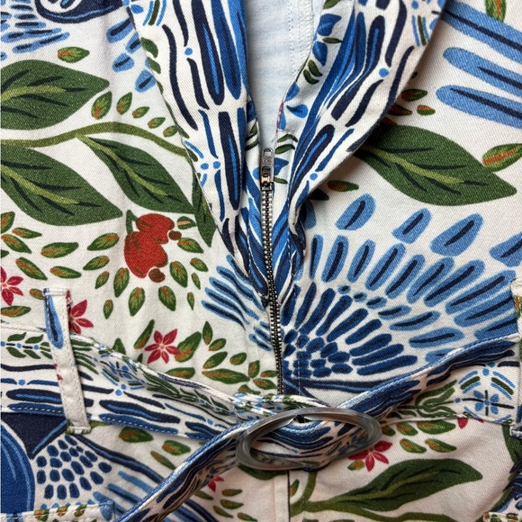 FARM Rio Sleeveless V-Neck Printed Jumpsuit in Blue, Green & Red - Picture 6 of 8